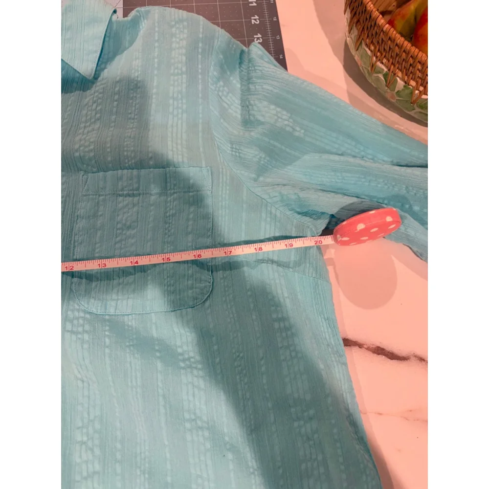 CHICO'S Turquoise Blue Lightweight Button Down Blouse Coastal SZ 2 Large - Picture 8 of 8